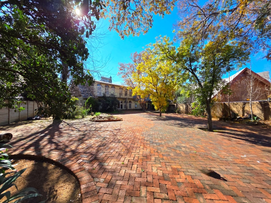 10 Bedroom Property for Sale in Universitas Free State